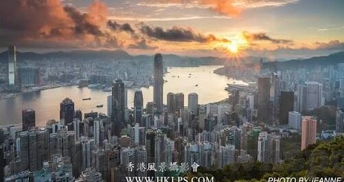 世界杯最经典用球-世界杯最经典用球，从电视之星到旅程的传奇演变